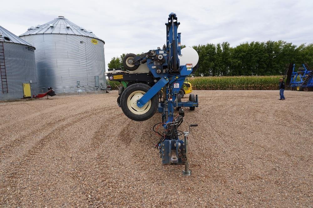 2008 Kinze 3600